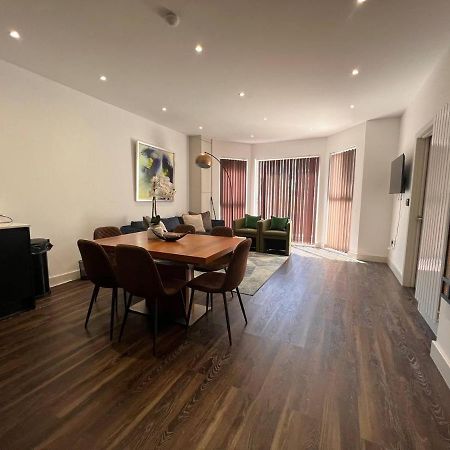 Appartamento Star London Finchley Road 3-Bed Escape With Garden Esterno foto